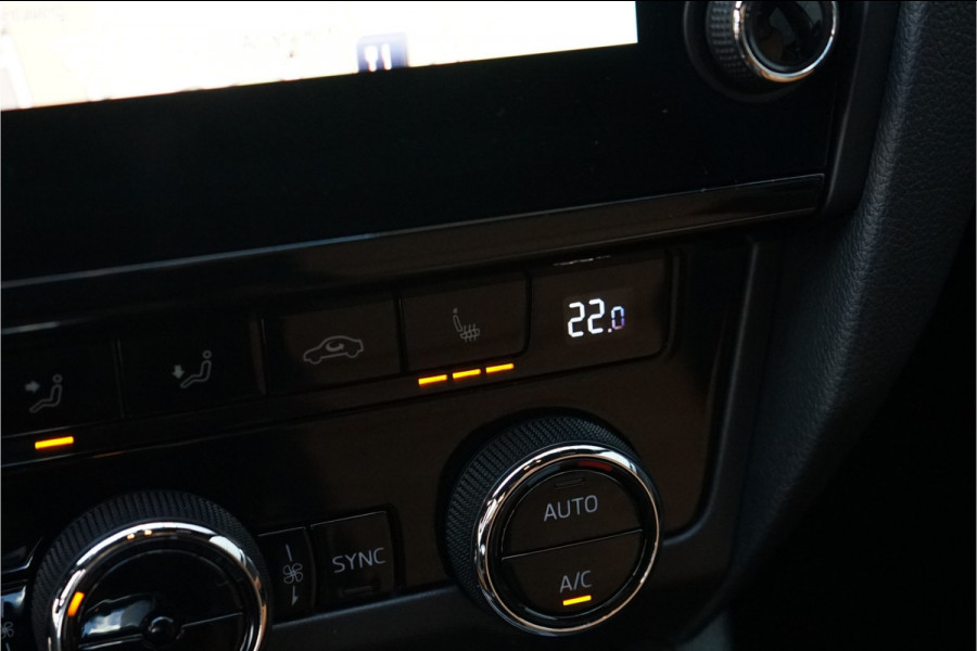 Škoda Octavia Combi 1.5 TSI Sportline Leder Navi Virtual Cockpit 18"