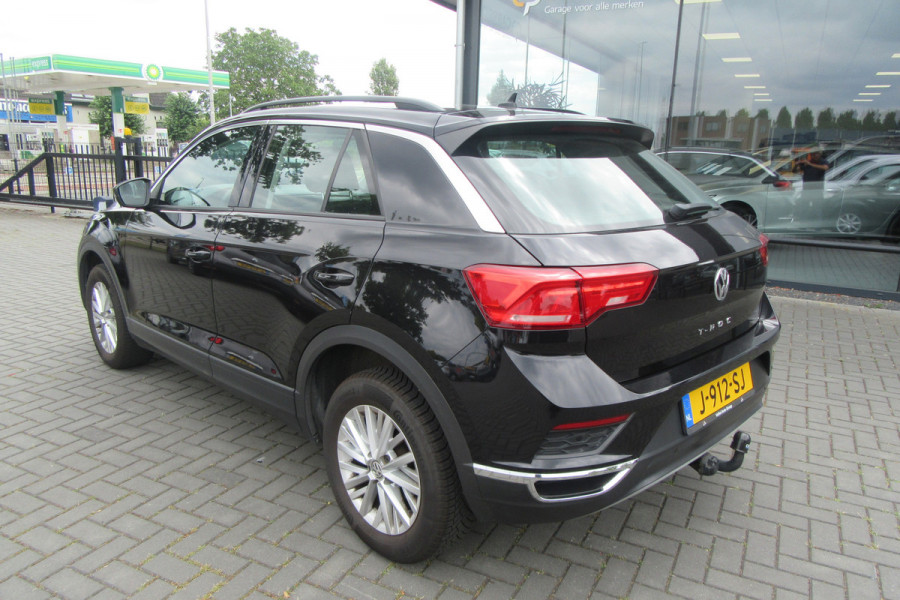 Volkswagen T-Roc 1.0 TSI Style Business, Navigatie, Trekhaak
