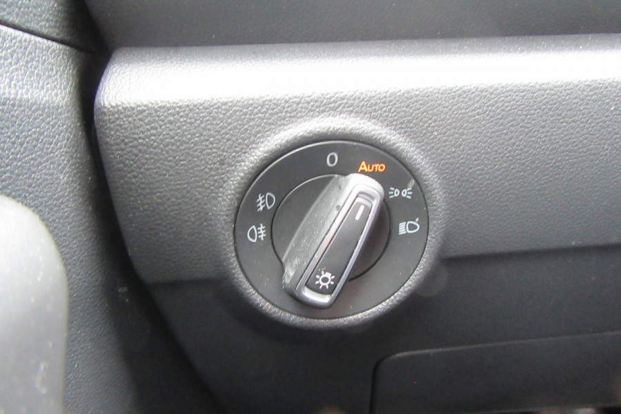 Volkswagen T-Roc 1.0 TSI Style Business, Navigatie, Trekhaak