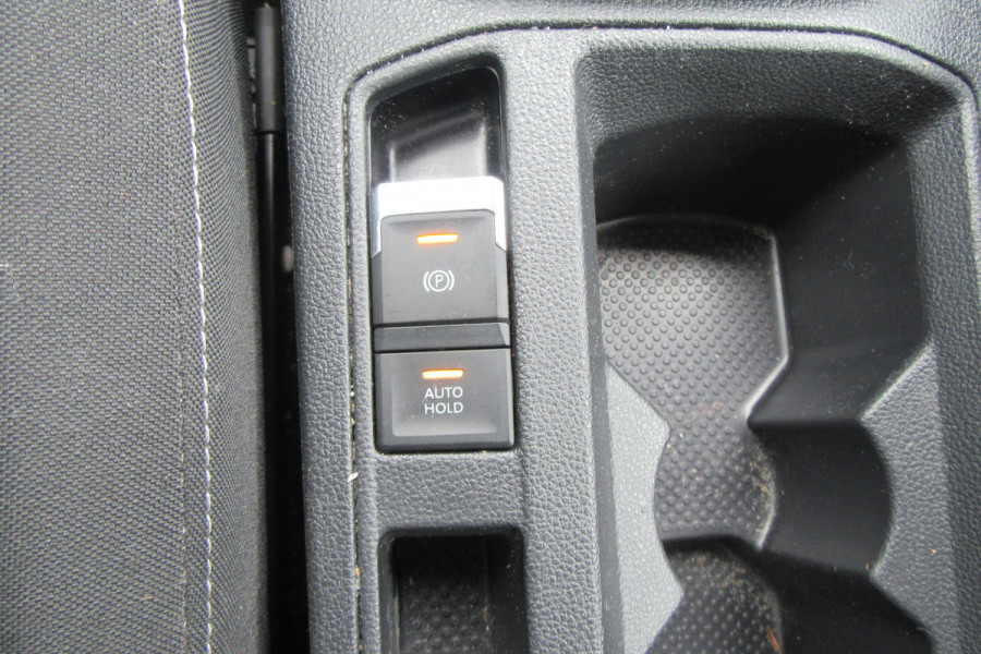 Volkswagen T-Roc 1.0 TSI Style Business, Navigatie, Trekhaak