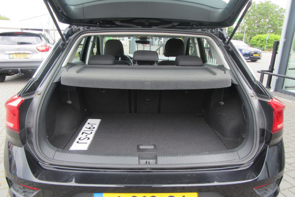Volkswagen T-Roc 1.0 TSI Style Business, Navigatie, Trekhaak