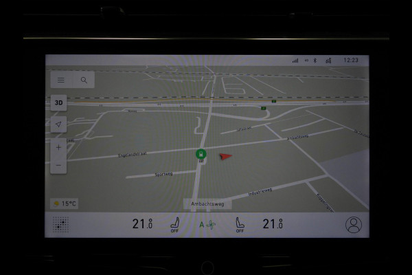 Lynk & Co 01 1.5 PHEV Plug-In NAVI/360CAM/SCHUIFDAK/LED/20"LMV! Lynk & Co 01 1.5 PHEV Plug-In NAVI/360CAM/SCHUIFDAK/LED/20"LMV!