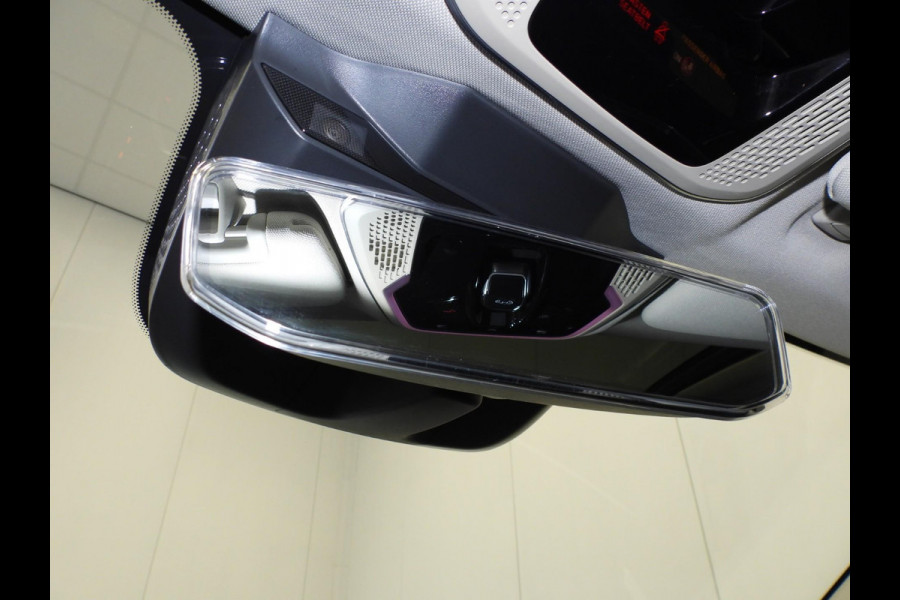 Lynk & Co 01 1.5 PHEV Plug-In NAVI/360CAM/SCHUIFDAK/LED/20"LMV! Lynk & Co 01 1.5 PHEV Plug-In NAVI/360CAM/SCHUIFDAK/LED/20"LMV!