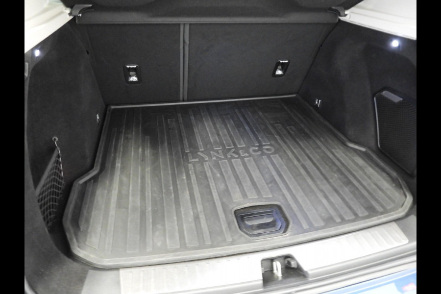 Lynk & Co 01 1.5 PHEV Plug-In NAVI/360CAM/SCHUIFDAK/LED/20"LMV! Lynk & Co 01 1.5 PHEV Plug-In NAVI/360CAM/SCHUIFDAK/LED/20"LMV!