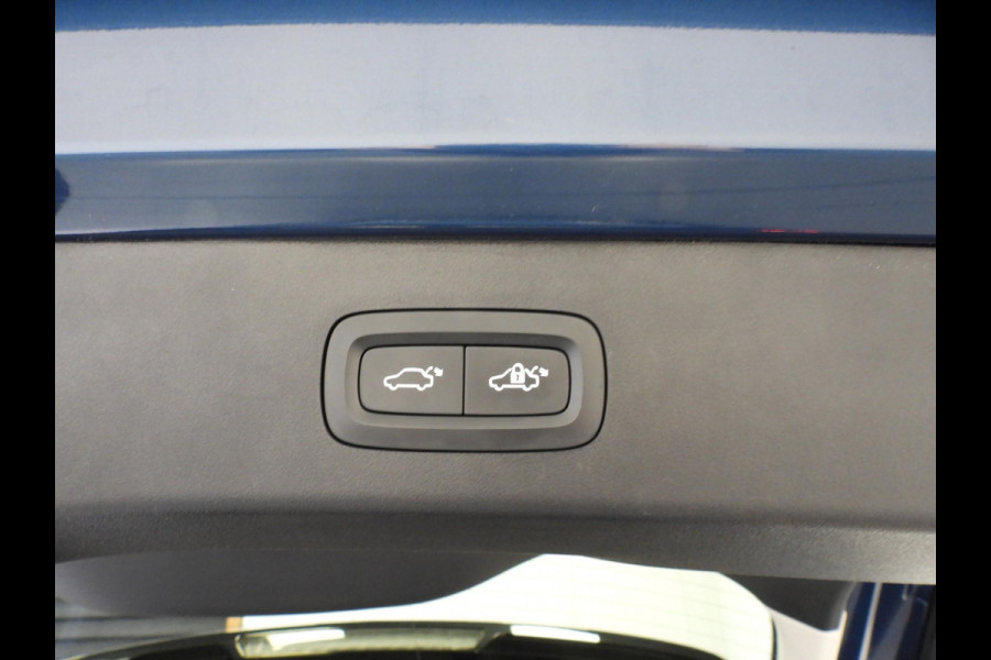 Lynk & Co 01 1.5 PHEV Plug-In NAVI/360CAM/SCHUIFDAK/LED/20"LMV! Lynk & Co 01 1.5 PHEV Plug-In NAVI/360CAM/SCHUIFDAK/LED/20"LMV!