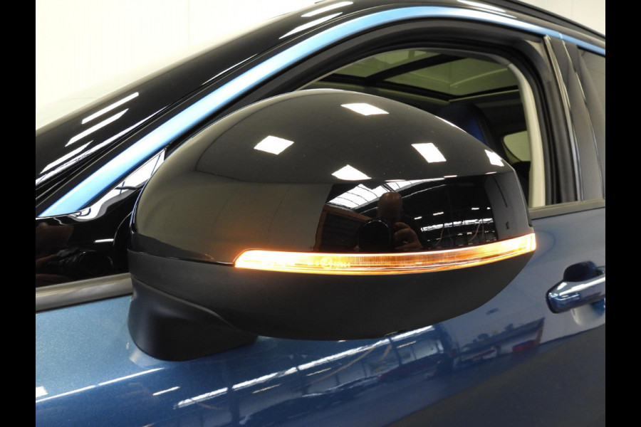 Lynk & Co 01 1.5 PHEV Plug-In NAVI/360CAM/SCHUIFDAK/LED/20"LMV! Lynk & Co 01 1.5 PHEV Plug-In NAVI/360CAM/SCHUIFDAK/LED/20"LMV!