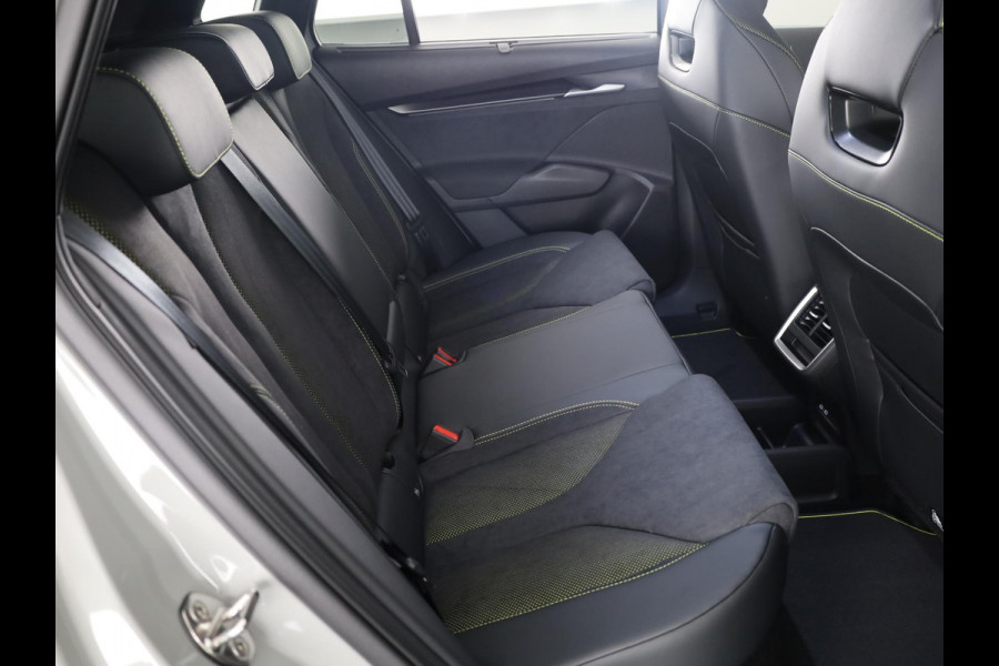 Škoda Elroq 85 RS 340 pk | Business upgrade pakket - ADVANCED | 21 inch lichtmetalen velgen Škoda Elroq 85 RS 340 pk | Business upgrade pakket - ADVANCED | 21 inch lichtmetalen velgen