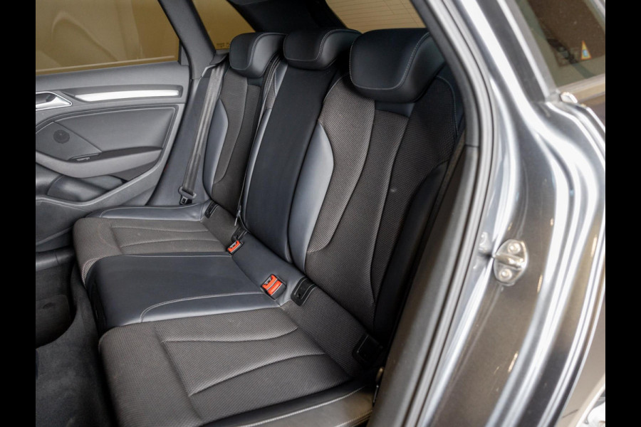 Audi A3 Sportback 35 TFSI CoD 2x S-Line / 150pk / Automatische klimaatregeling / Stoelverwarming / Afgevlakt stuurwiel /