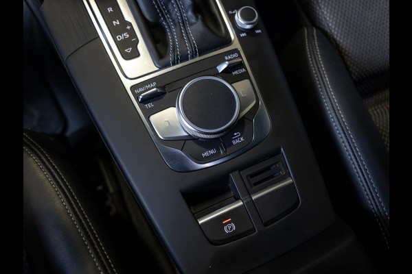 Audi A3 Sportback 35 TFSI CoD 2x S-Line / 150pk / Automatische klimaatregeling / Stoelverwarming / Afgevlakt stuurwiel /