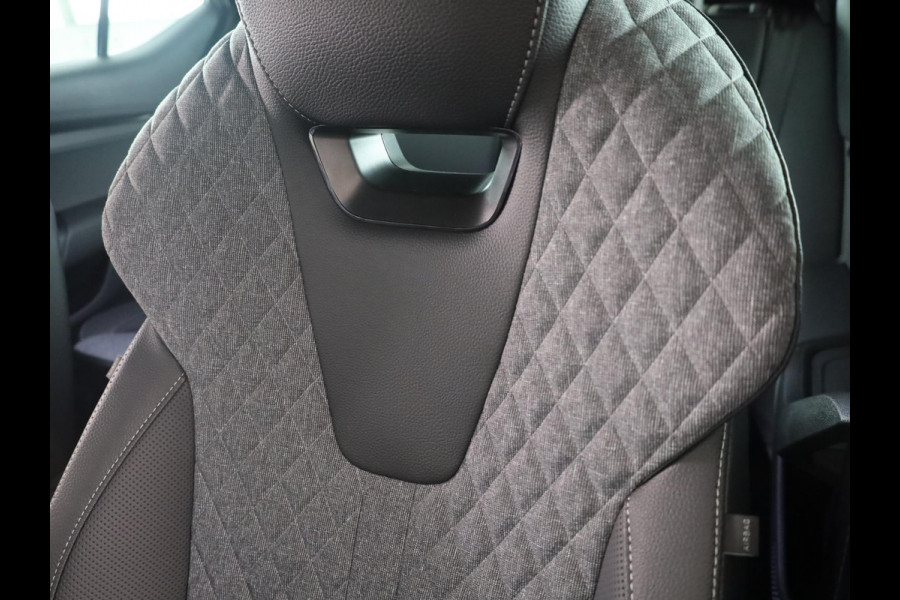 Škoda Octavia Sportline Tour m-HEV 1.5 TSI 150 pk 7 versn. DSG | Navigatie pakket | Soundsystem Canton | Travel Assist | Winter pakket | Trekhaak wegklapbaar | Elektrisch verstelbare voorstoelen | 19 inch lichtmetalen velgen