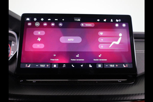 Škoda Octavia Sportline Tour m-HEV 1.5 TSI 150 pk 7 versn. DSG | Navigatie pakket | Soundsystem Canton | Travel Assist | Winter pakket | Trekhaak wegklapbaar | Elektrisch verstelbare voorstoelen | 19 inch lichtmetalen velgen