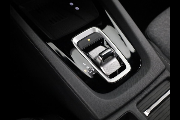 Škoda Octavia Sportline Tour m-HEV 1.5 TSI 150 pk 7 versn. DSG | Navigatie pakket | Soundsystem Canton | Travel Assist | Winter pakket | Trekhaak wegklapbaar | Elektrisch verstelbare voorstoelen | 19 inch lichtmetalen velgen