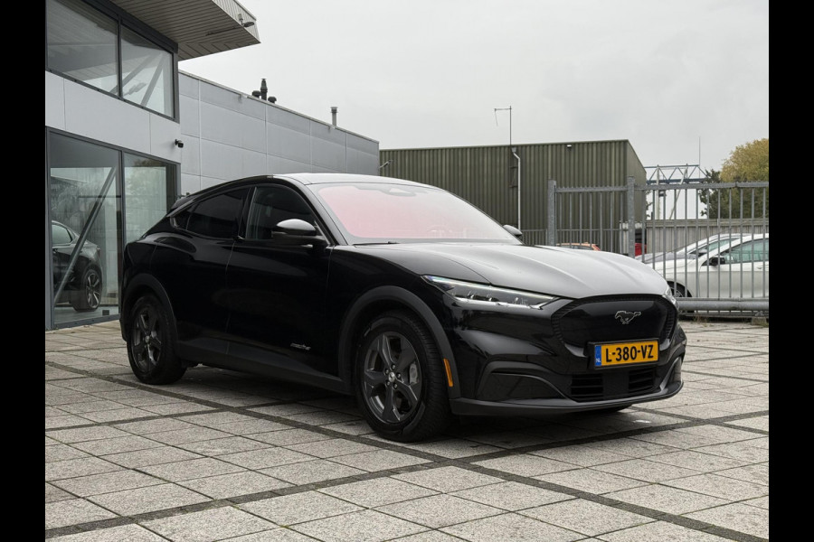 Ford Mustang Mach-E RWD 75 kWh | Navi | Camera | Stoel / Stuur Verwarming | Ford Mustang Mach-E RWD 75 kWh | Navi | Camera | Stoel / Stuur Verwarming |