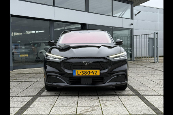 Ford Mustang Mach-E RWD 75 kWh | Navi | Camera | Stoel / Stuur Verwarming | Ford Mustang Mach-E RWD 75 kWh | Navi | Camera | Stoel / Stuur Verwarming |