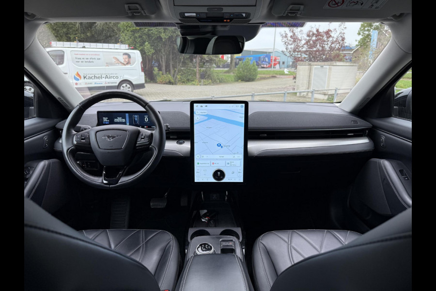 Ford Mustang Mach-E RWD 75 kWh | Navi | Camera | Stoel / Stuur Verwarming | Ford Mustang Mach-E RWD 75 kWh | Navi | Camera | Stoel / Stuur Verwarming |