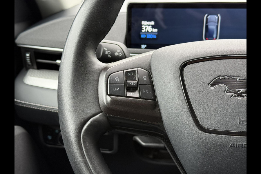 Ford Mustang Mach-E RWD 75 kWh | Navi | Camera | Stoel / Stuur Verwarming | Ford Mustang Mach-E RWD 75 kWh | Navi | Camera | Stoel / Stuur Verwarming |