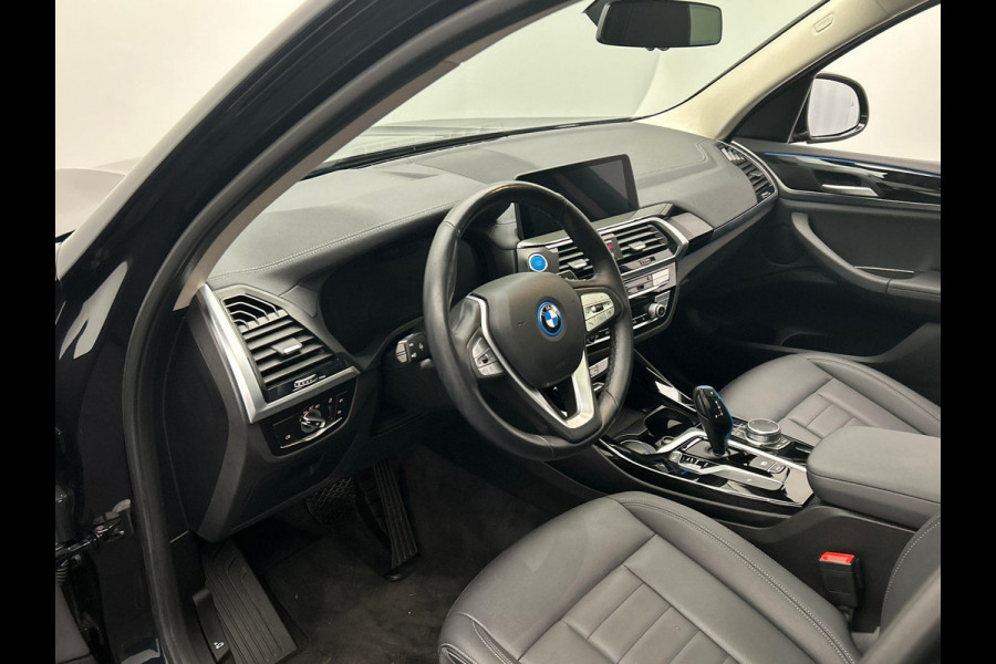 BMW iX3 Executive 80 kWh SOH 98,08% Trekhaak Pano/dak Leder Apple/Carplay BMW iX3 Executive 80 kWh SOH 98,08% Trekhaak Pano/dak Leder Apple/Carplay