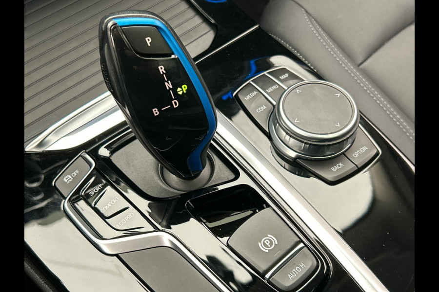 BMW iX3 Executive 80 kWh SOH 98,08% Trekhaak Pano/dak Leder Apple/Carplay BMW iX3 Executive 80 kWh SOH 98,08% Trekhaak Pano/dak Leder Apple/Carplay