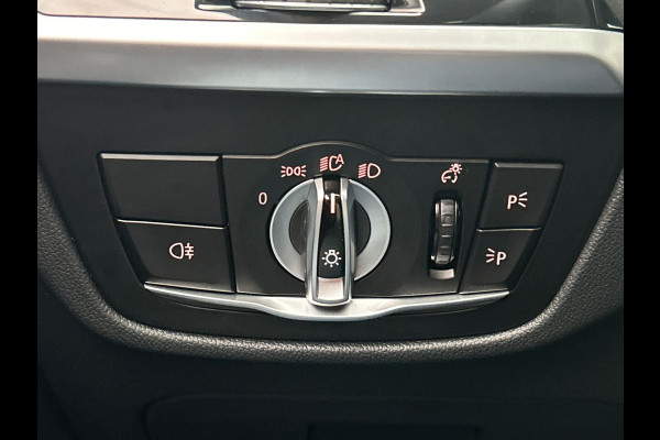 BMW iX3 Executive 80 kWh SOH 98,08% Trekhaak Pano/dak Leder Apple/Carplay BMW iX3 Executive 80 kWh SOH 98,08% Trekhaak Pano/dak Leder Apple/Carplay