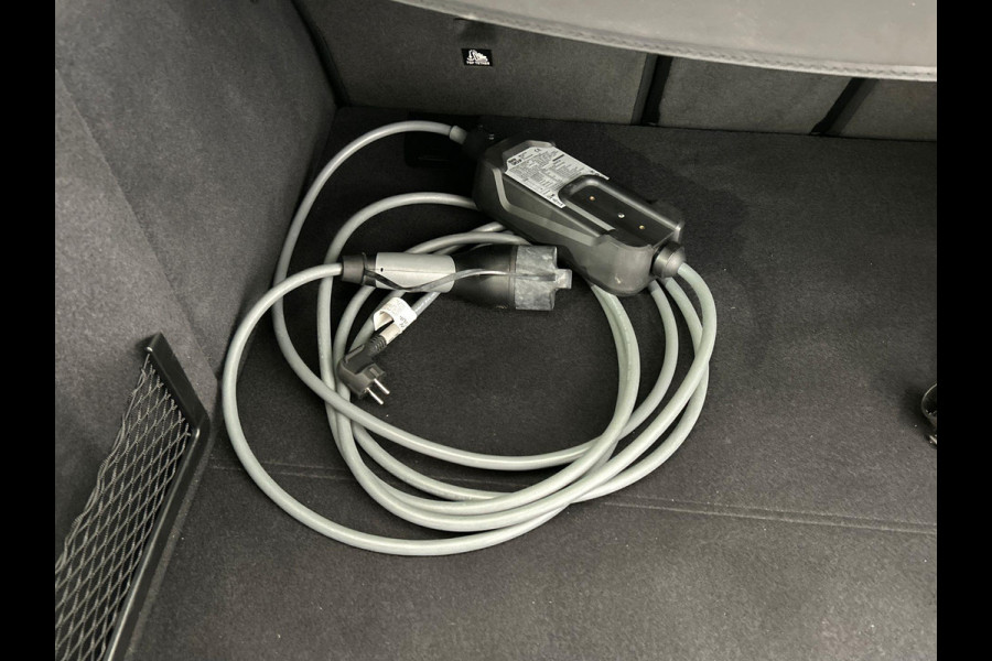 BMW iX3 Executive 80 kWh SOH 98,08% Trekhaak Pano/dak Leder Apple/Carplay BMW iX3 Executive 80 kWh SOH 98,08% Trekhaak Pano/dak Leder Apple/Carplay