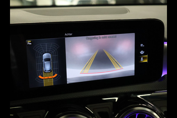 Mercedes-Benz A-Klasse 180 Business Solution AMG [SCHUIFKANTELDAK, CAMERA, PDC 360, MEMORY SEATS, CRUISE CONTROL, STOELVERWARMING, SFEERVERLICHTING, BLUETOOTH TELEFOON, NIEUWSTAAT]