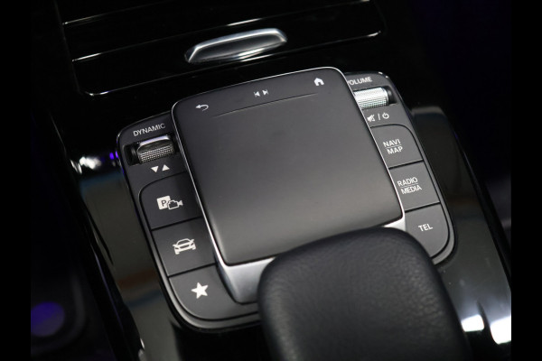 Mercedes-Benz A-Klasse 180 Business Solution AMG [SCHUIFKANTELDAK, CAMERA, PDC 360, MEMORY SEATS, CRUISE CONTROL, STOELVERWARMING, SFEERVERLICHTING, BLUETOOTH TELEFOON, NIEUWSTAAT]