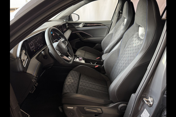 Volkswagen Tiguan 1.5 eHYBRID 272PK R-LINE PANO XL.NAVI TREKHAAK BLACK.STYLE 360.CAM ELEK.KLEP MATRIX.LED 20''LMV MASSAGE PHEV PLUG IN HYBRID Harman-Kardon "Volkswagen rijden begint bij Topautos.nl – 75 topmodellen direct op voorraad!" Volkswagen Tiguan 1.5 eHYBRID 272PK R-LINE PANO XL.NAVI TREKHAAK BLACK.STYLE 360.CAM ELEK.KLEP MATRIX.LED 20''LMV MASSAGE PHEV PLUG IN HYBRID Harman-Kardon "Volkswagen rijden begint bij Topautos.nl – 75 topmodellen direct op voorraad!"
