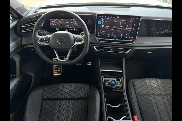 Volkswagen Tiguan 1.5 eHYBRID 272PK R-LINE PANO XL.NAVI TREKHAAK BLACK.STYLE 360.CAM ELEK.KLEP MATRIX.LED 20''LMV MASSAGE PHEV PLUG IN HYBRID Harman-Kardon "Volkswagen rijden begint bij Topautos.nl – 75 topmodellen direct op voorraad!" Volkswagen Tiguan 1.5 eHYBRID 272PK R-LINE PANO XL.NAVI TREKHAAK BLACK.STYLE 360.CAM ELEK.KLEP MATRIX.LED 20''LMV MASSAGE PHEV PLUG IN HYBRID Harman-Kardon "Volkswagen rijden begint bij Topautos.nl – 75 topmodellen direct op voorraad!"