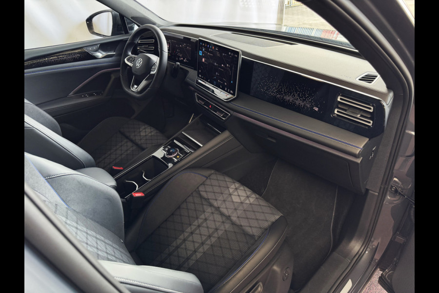 Volkswagen Tiguan 1.5 eHYBRID 272PK R-LINE PANO XL.NAVI TREKHAAK BLACK.STYLE 360.CAM ELEK.KLEP MATRIX.LED 20''LMV MASSAGE PHEV PLUG IN HYBRID Harman-Kardon "Volkswagen rijden begint bij Topautos.nl – 75 topmodellen direct op voorraad!" Volkswagen Tiguan 1.5 eHYBRID 272PK R-LINE PANO XL.NAVI TREKHAAK BLACK.STYLE 360.CAM ELEK.KLEP MATRIX.LED 20''LMV MASSAGE PHEV PLUG IN HYBRID Harman-Kardon "Volkswagen rijden begint bij Topautos.nl – 75 topmodellen direct op voorraad!"