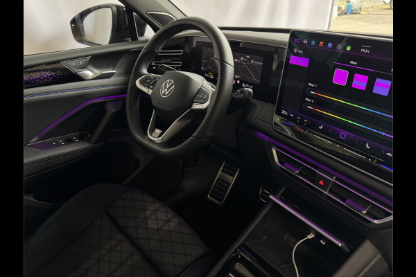 Volkswagen Tiguan 1.5 eHYBRID 272PK R-LINE PANO XL.NAVI TREKHAAK BLACK.STYLE 360.CAM ELEK.KLEP MATRIX.LED 20''LMV MASSAGE PHEV PLUG IN HYBRID Harman-Kardon "Volkswagen rijden begint bij Topautos.nl – 75 topmodellen direct op voorraad!" Volkswagen Tiguan 1.5 eHYBRID 272PK R-LINE PANO XL.NAVI TREKHAAK BLACK.STYLE 360.CAM ELEK.KLEP MATRIX.LED 20''LMV MASSAGE PHEV PLUG IN HYBRID Harman-Kardon "Volkswagen rijden begint bij Topautos.nl – 75 topmodellen direct op voorraad!"