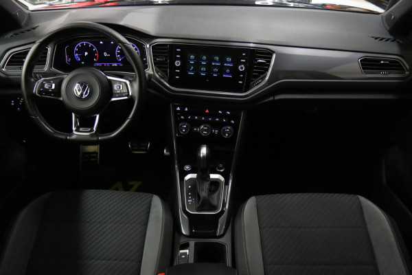 Volkswagen T-Roc 1.5 TSI Style 3X R-LINE/PANO/CARPLAY/BEATS/SFEERVBLINDSPOT/LANEASSIT/VOL