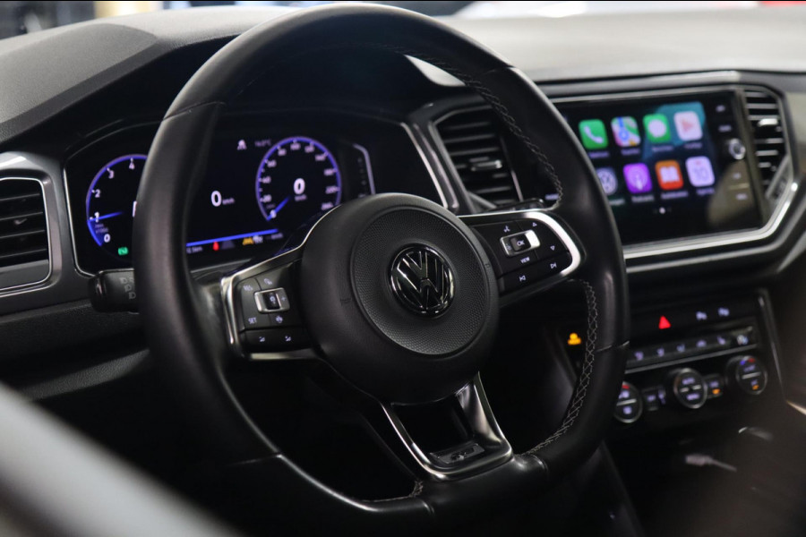 Volkswagen T-Roc 1.5 TSI Style 3X R-LINE/PANO/CARPLAY/BEATS/SFEERVBLINDSPOT/LANEASSIT/VOL