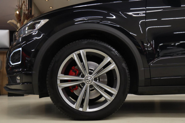 Volkswagen T-Roc 1.5 TSI Style 3X R-LINE/PANO/CARPLAY/BEATS/SFEERVBLINDSPOT/LANEASSIT/VOL