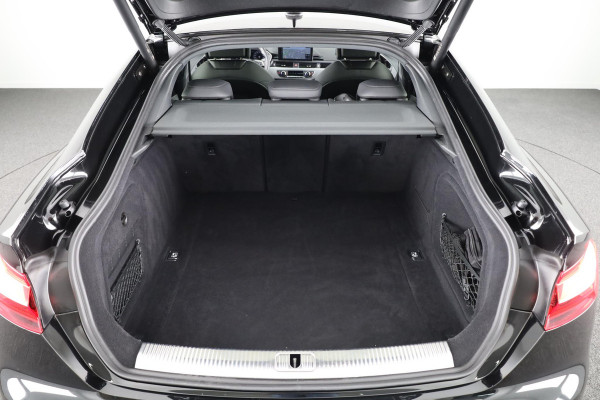 Audi A5 Sportback 35 TFSI S-Line 150 pk Automaat (S-Tronic) | Verlengde garantie | Navigatie | Parkeersensoren achter | Stoelverwarming
