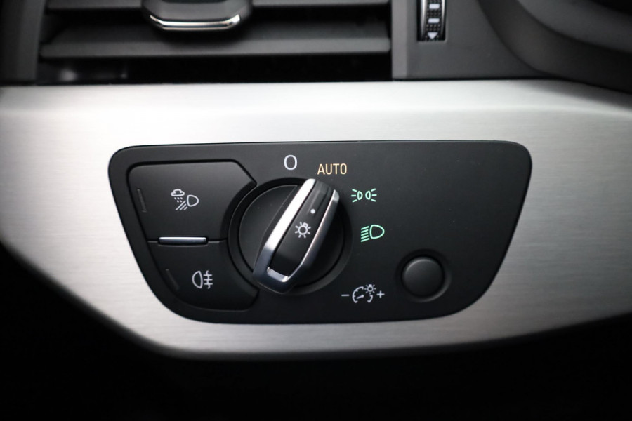 Audi A5 Sportback 35 TFSI S-Line 150 pk Automaat (S-Tronic) | Verlengde garantie | Navigatie | Parkeersensoren achter | Stoelverwarming