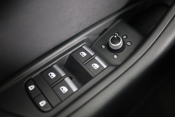Audi A5 Sportback 35 TFSI S-Line 150 pk Automaat (S-Tronic) | Verlengde garantie | Navigatie | Parkeersensoren achter | Stoelverwarming