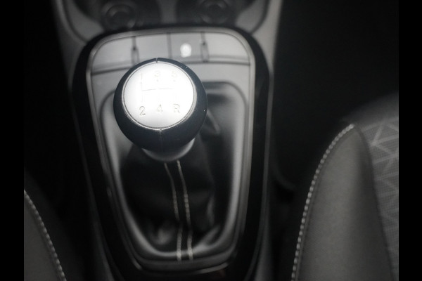 Kia Picanto 1.0 DPi DynamicPlusLine - Navigatie - LM-Velgen 15" - Climate Control - Cruise Control - Apple/Android Carplay - Fabrieksgarantie tot 03-2029 Kia Picanto 1.0 DPi DynamicPlusLine - Navigatie - LM-Velgen 15" - Climate Control - Cruise Control - Apple/Android Carplay - Fabrieksgarantie tot 03-2029