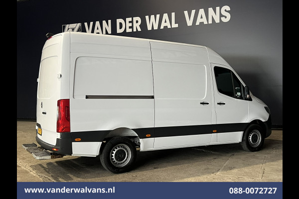 Mercedes-Benz Sprinter 316 CDI 163 pk L2H2 Euro6 Airco | 2800kg Trekhaak | Camera | Apple Carplay | Parkeersensoren inklapbare spiegels, standkachel, cruisecontrol, MBUX, Android auto Mercedes-Benz Sprinter 316 CDI 163 pk L2H2 Euro6 Airco | 2800kg Trekhaak | Camera | Apple Carplay | Parkeersensoren inklapbare spiegels, standkachel, cruisecontrol, MBUX, Android auto