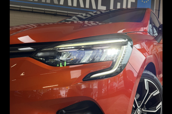 Renault Clio 1.0 TCe 90pk Automaat | Groot Navi | 360 | 17" | PDC V+A | Stoel & stuur verwarming | Keurig nette auto | 4 Nieuwe Banden.