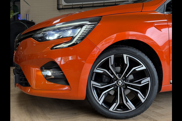 Renault Clio 1.0 TCe 90pk Automaat | Groot Navi | 360 | 17" | PDC V+A | Stoel & stuur verwarming | Keurig nette auto | 4 Nieuwe Banden.
