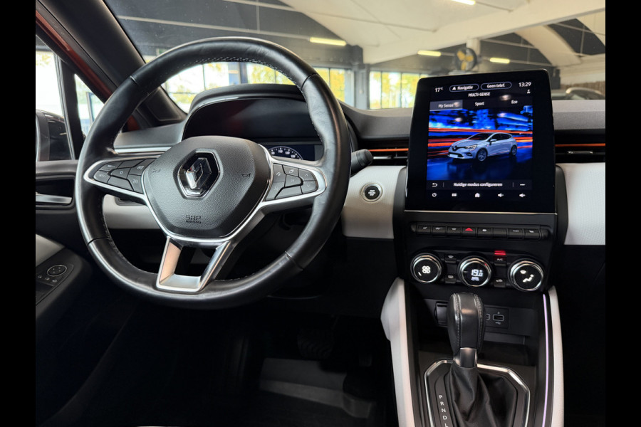 Renault Clio 1.0 TCe 90pk Automaat | Groot Navi | 360 | 17" | PDC V+A | Stoel & stuur verwarming | Keurig nette auto | 4 Nieuwe Banden.