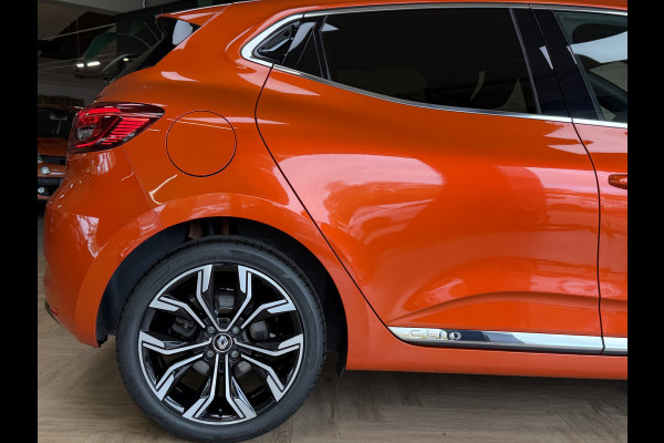 Renault Clio 1.0 TCe 90pk Automaat | Groot Navi | 360 | 17" | PDC V+A | Stoel & stuur verwarming | Keurig nette auto | 4 Nieuwe Banden.