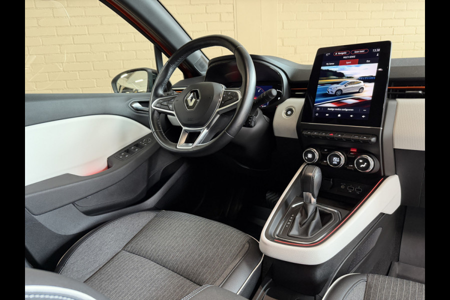 Renault Clio 1.0 TCe 90pk Automaat | Groot Navi | 360 | 17" | PDC V+A | Stoel & stuur verwarming | Keurig nette auto | 4 Nieuwe Banden.