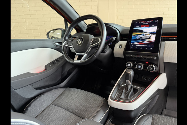 Renault Clio 1.0 TCe 90pk Automaat | Groot Navi | 360 | 17" | PDC V+A | Stoel & stuur verwarming | Keurig nette auto | 4 Nieuwe Banden.