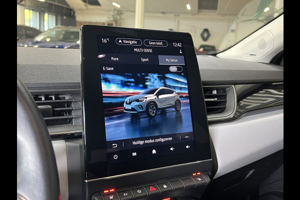 Renault Captur 1.6 E-Tech 160 Edition One | Groot Navi | Bose | Stoel & Stuur verwarming | 17" | PDC V+A | Dealer onderhouden!