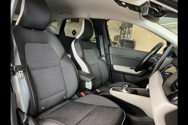 Renault Captur 1.6 E-Tech 160 Edition One | Groot Navi | Bose | Stoel & Stuur verwarming | 17" | PDC V+A | Dealer onderhouden!