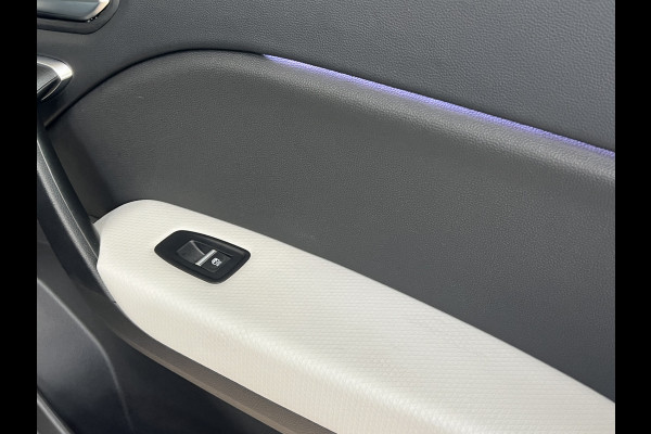 Renault Captur 1.6 E-Tech 160 Edition One | Groot Navi | Bose | Stoel & Stuur verwarming | 17" | PDC V+A | Dealer onderhouden!