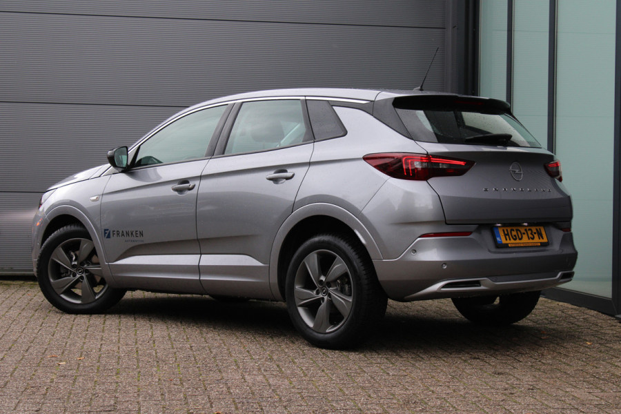 Opel Grandland 1.2 Turbo | Winterpack | Cruise control | Bluetooth | Parkeersensoren