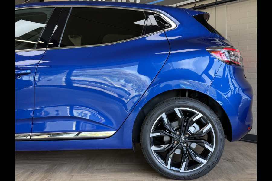 Renault Clio 1.0 TCe 90 PK techno | Groot Navi | Bose | 360 | Stoel & Stuur verwarming | Carplay | Nieuwstaat! Dealer onderhouden.