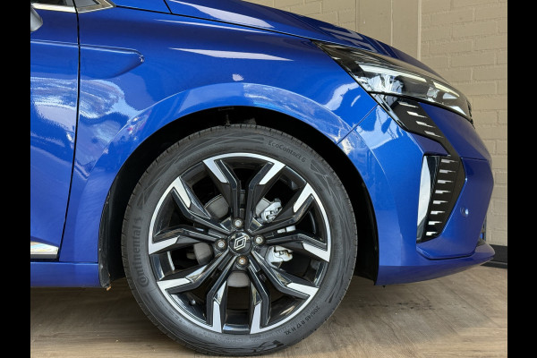 Renault Clio 1.0 TCe 90 PK techno | Groot Navi | Bose | 360 | Stoel & Stuur verwarming | Carplay | Nieuwstaat! Dealer onderhouden.